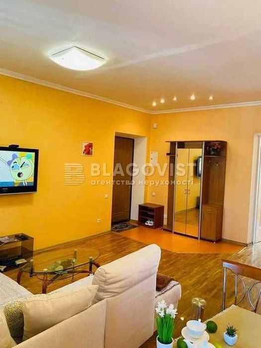 Светлая 2-ком квартира 50м2 в историческом центре Киева