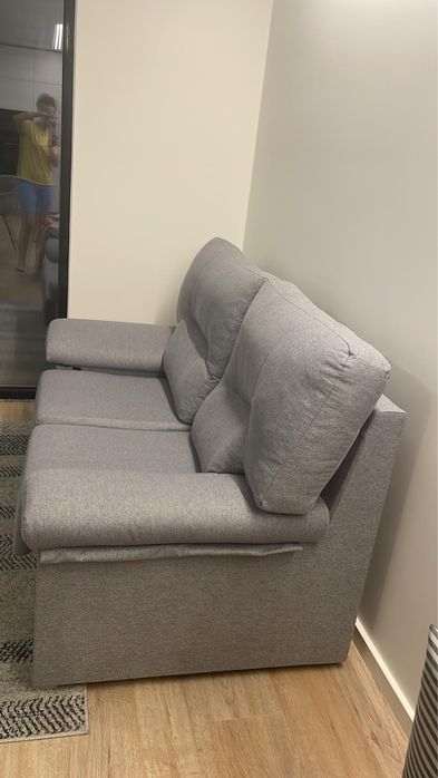 Sofa 2 lugares com um ano de uso