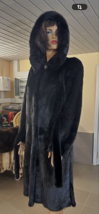 Рр 46.  Норковая шуба ‘ черный халат’ Италия