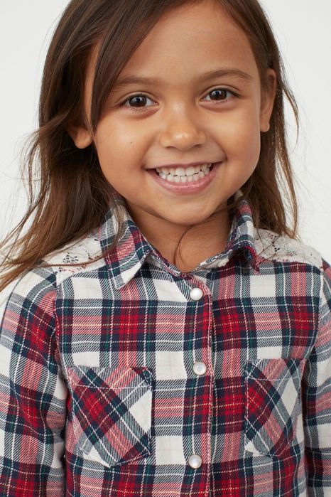 Сорочка на дівчину 104 см,116 см