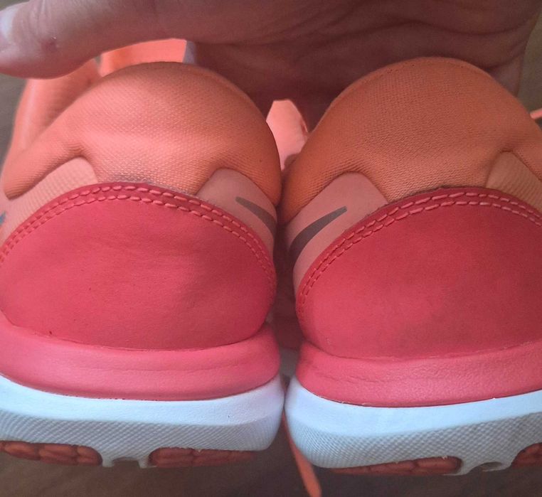 Buty Nike 39 rozmiar