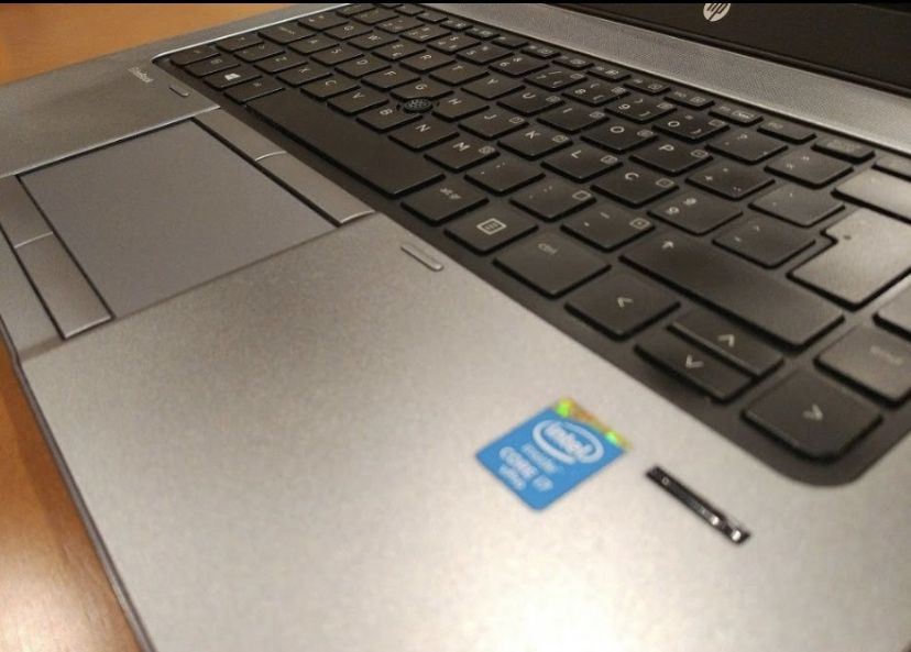 HP 840 i7, 128 GB SSD, 8 GB RAM, Black, with Fingerprint Reader and Charger64297745080449122