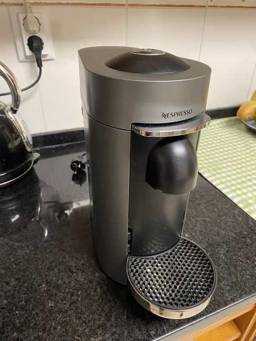Nespresso Vertuo Plus automatica