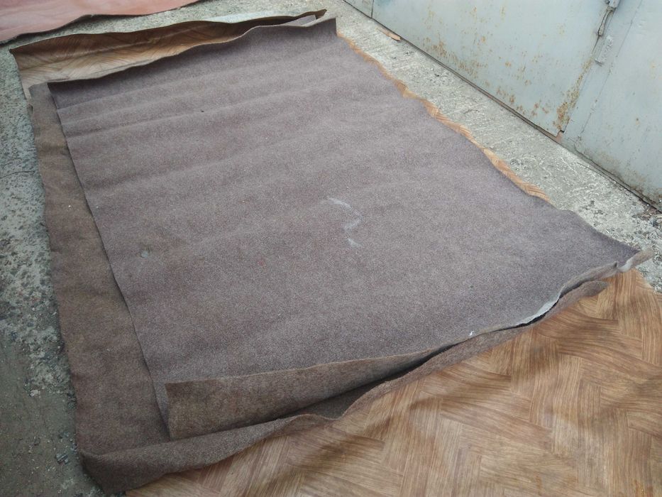 Ковролин Ковер Коричневый 200*130 см Красный 118*86 см