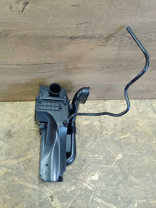 Ford Fiesta MK7 filtr powitrza obudowa filtra powietrza oryginał