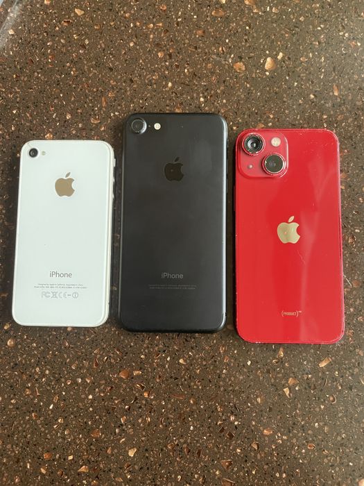 Мобильные телефоны iphone 4, iphone 7, iphone 13 mini
