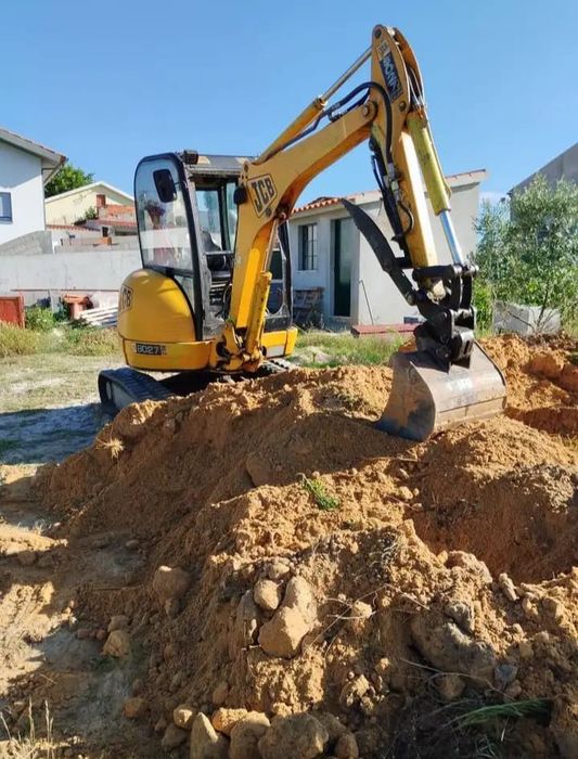 Aluguer carrinha para carregar entulho