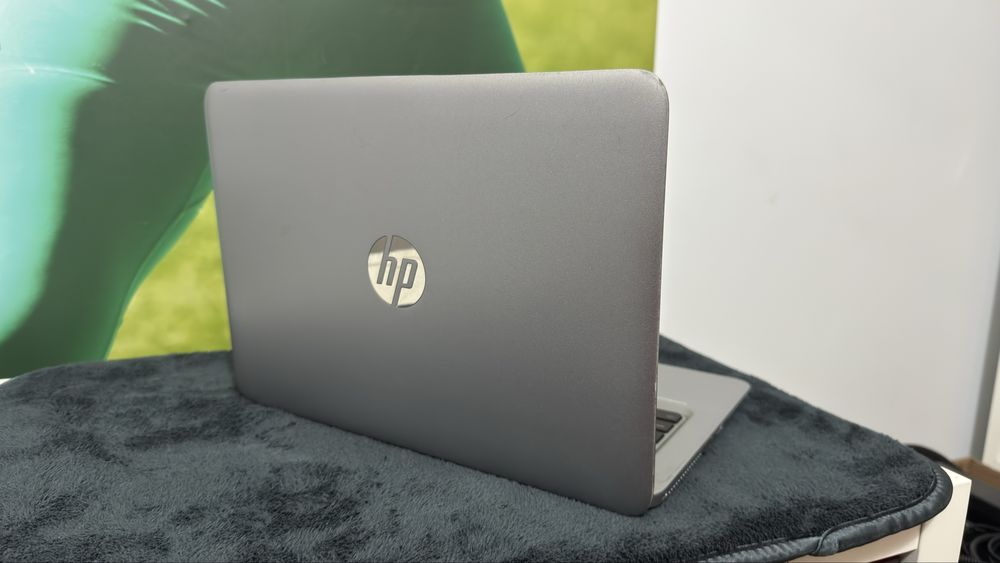 Touch HP 820 g3 i7 6th 16gb ram 256gb sdd