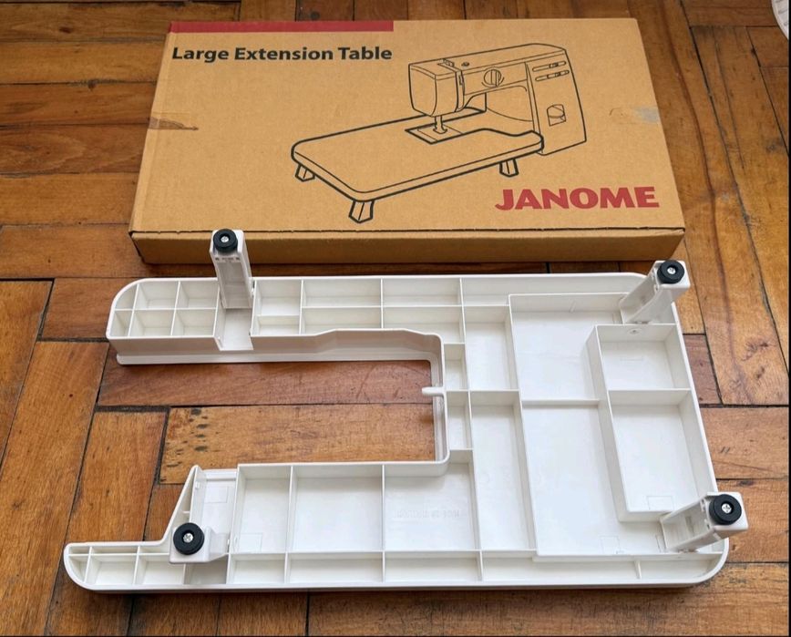 Приставний столик Janome