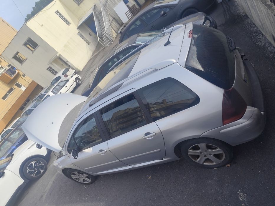 Peugeot 307 7 lugares 2.0HDi ler anúncio