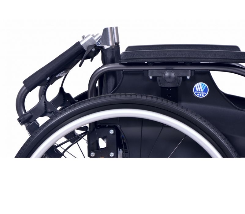 Wozek inwalidzki  lekki 2 lata gwarancji