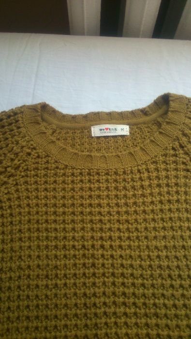 sweter damski twarzowy