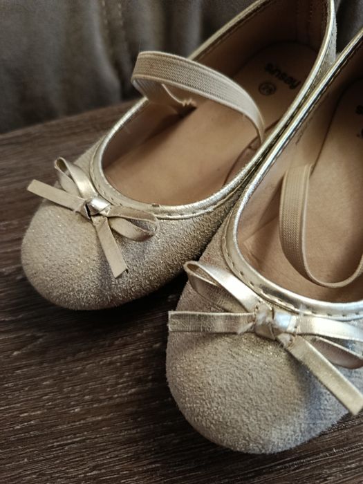 Балетки, святкові туфельки золотисті