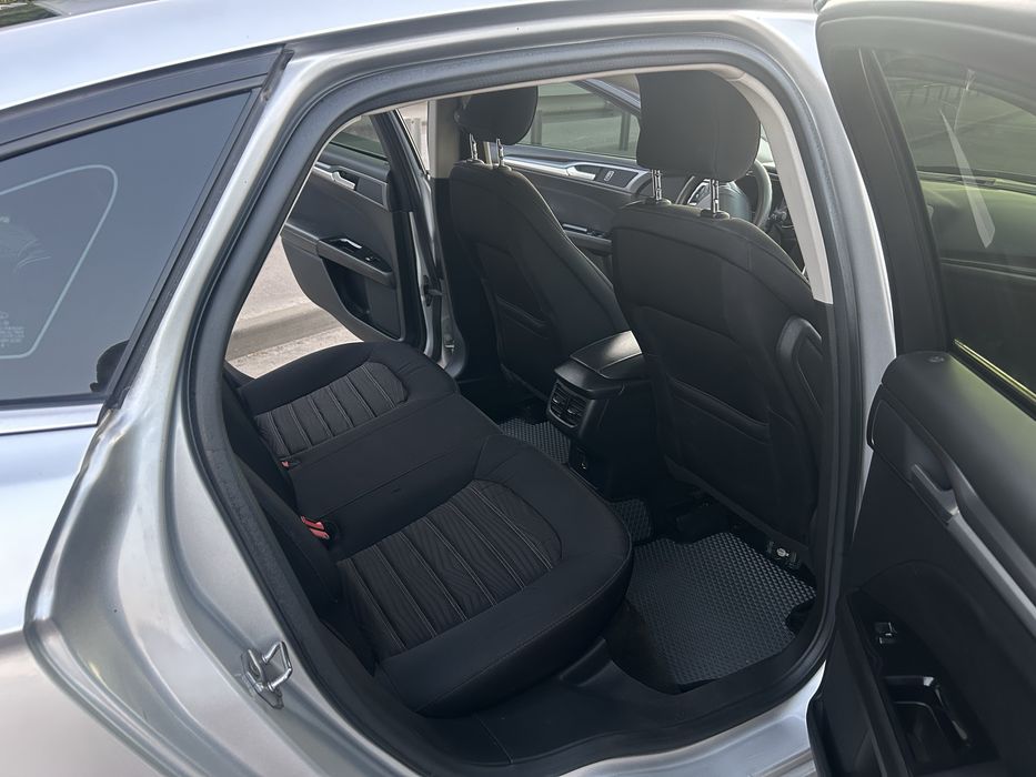Ford Fusion 2016