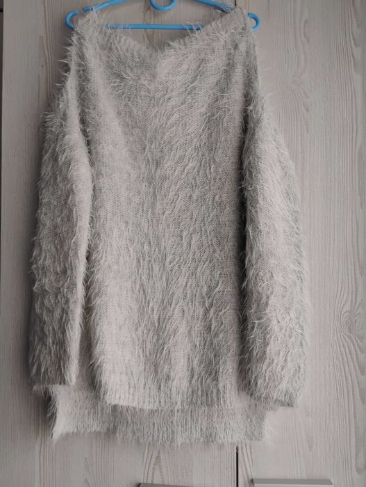 Sprzedam ładny sweter