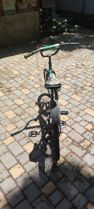 Детский велосипед. На 6-10 лет 17 колеса.