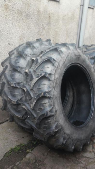 Opony rolnicze 16.9 r34 i 12.4 r32 oraz do koparek 420 70 r24 i 15.5