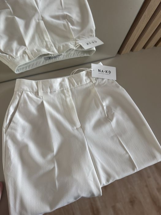 Білі, плотні, вау брюки/штани Na kd, хс, Нові