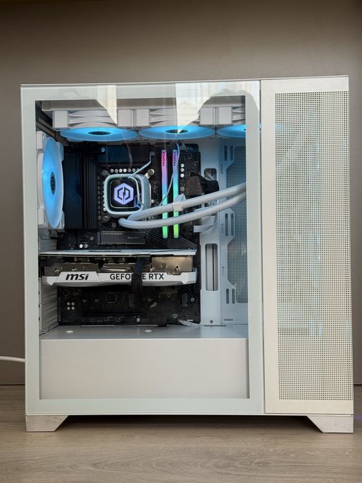 RTX 4070 TI Super 16 gb MSI White