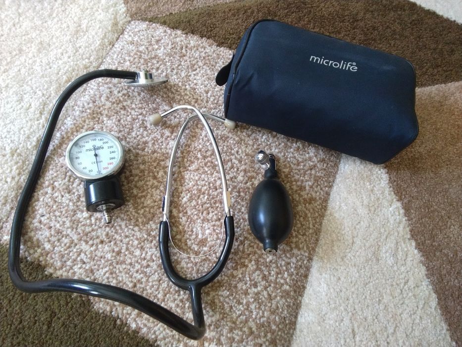 Тонометр Microlife /Стетоскоп/Груша/Манометр.