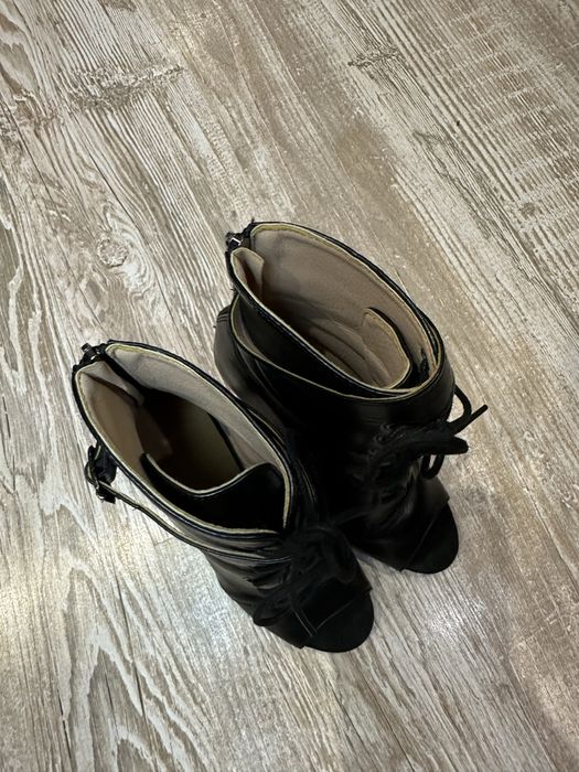 Продам туфлі для Хилсу