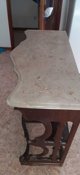 Consola em madeira e mármore