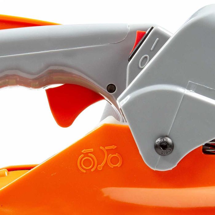 Pilarka spalinowa  DEMON /CS-2500/ Gałęziówka Olej