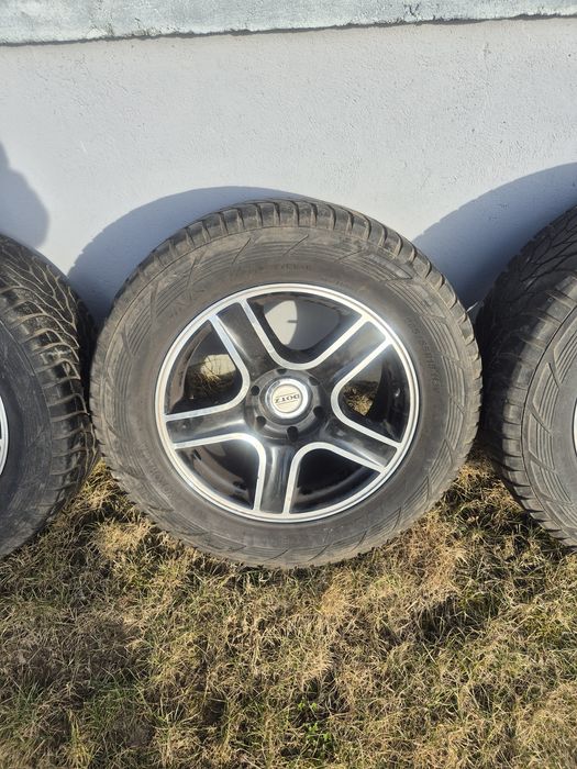 Koła 285/55 R18   mitsubishi l200