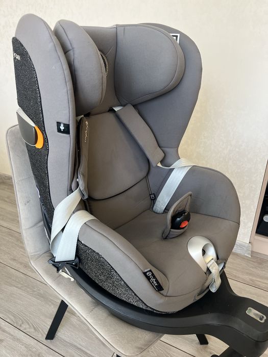 Автокрісло Cybex Sirona T