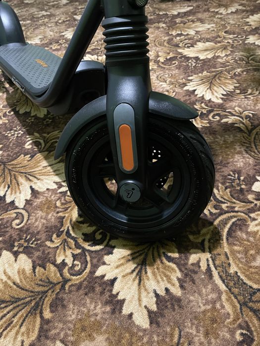 Продам электро самокат ninebot f2 pro e 55 км запас хода