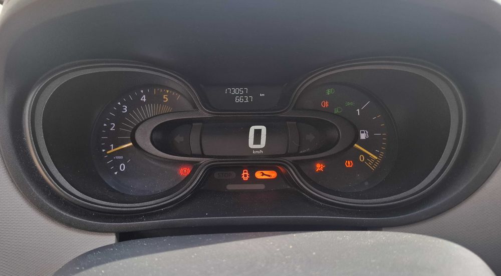 Renault Trafic 1.6 Dci Longa 9 Lugares  (COM IVA DEDUTIVEL INCLUIDO) de 2015