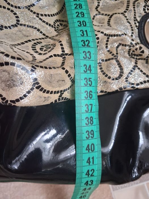 Продам гарну шкіряну сумку