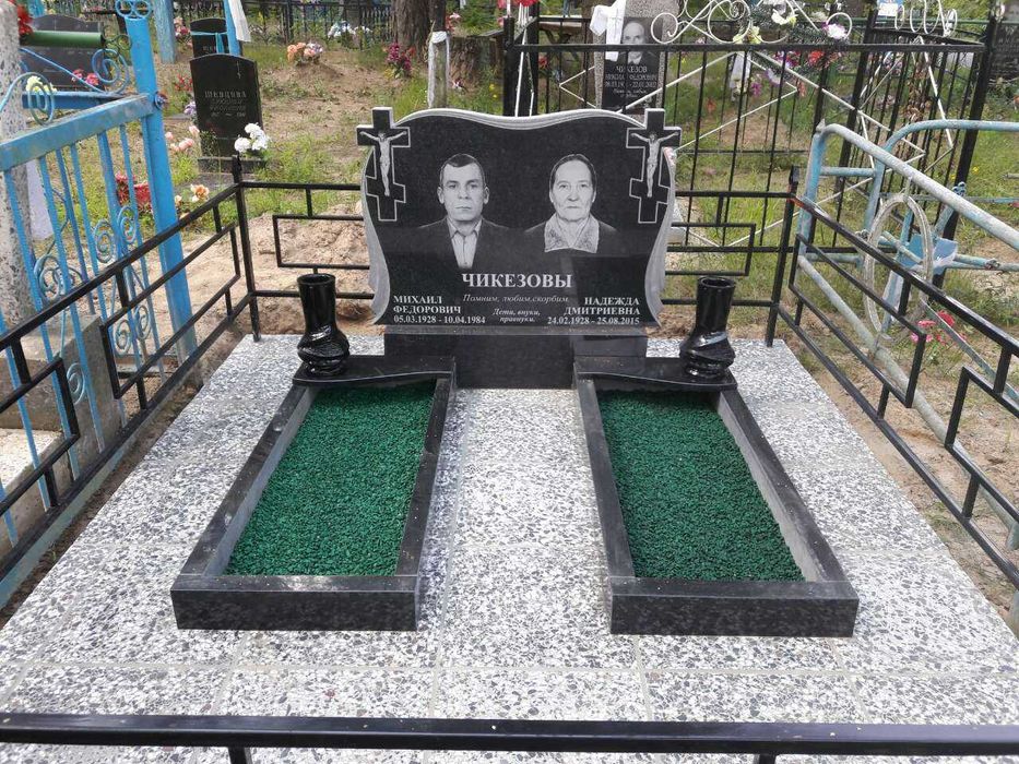 Горизонтальні пам'ятники під ключ від 13200 грн