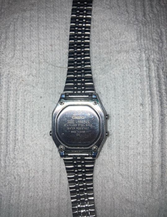 Relógio Casio mini Collection LA680WEA-1 unisex