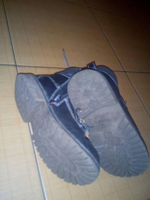 Buty zimowe trzewiki trapery kozaki dziecięce Venice rozm 28