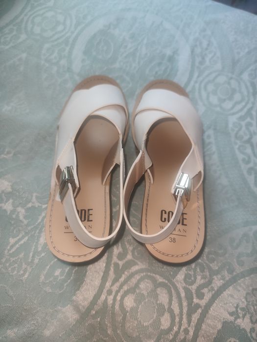 Sandálias CODE mulher