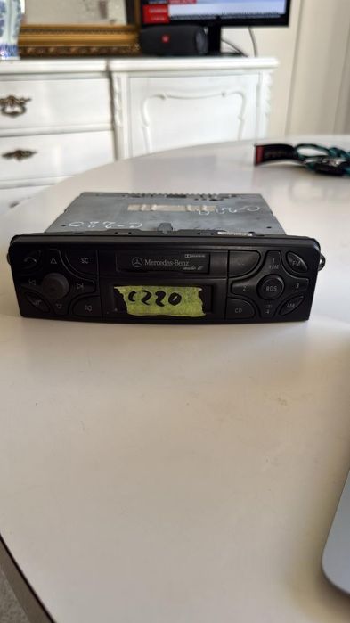Auto Rádio Mercedes C220