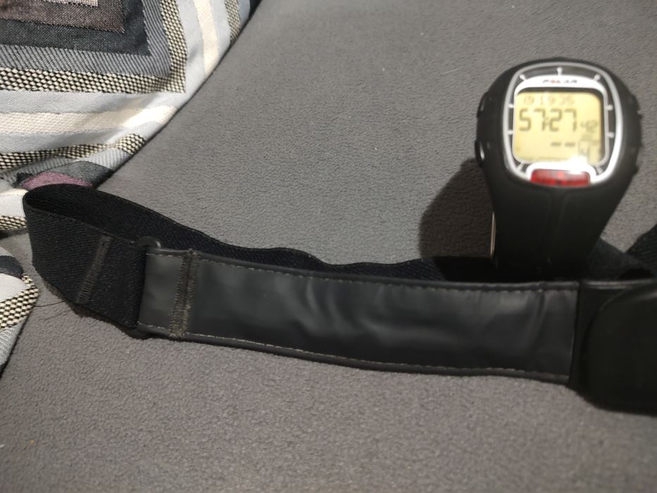 Годинник  Polar rs100