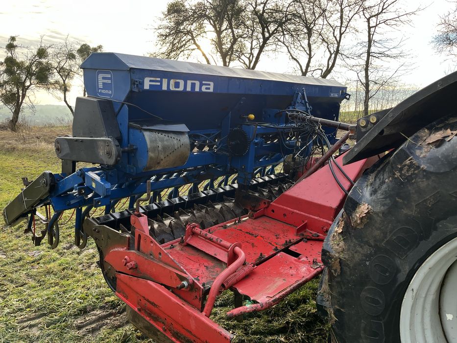 Agregat uprawowo siewny 3m.