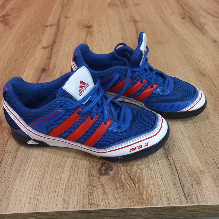 Кросівки для футболу