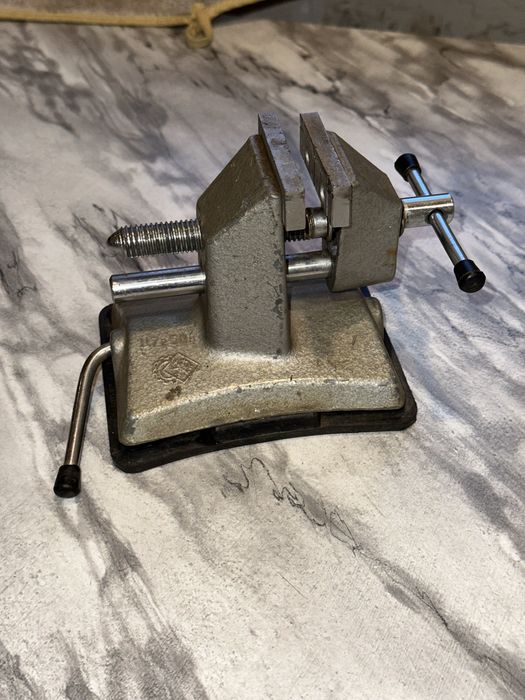 Тіски ссср, тиски , інструмент