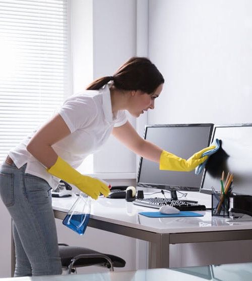 Limpeza de espaços de comércio e serviços