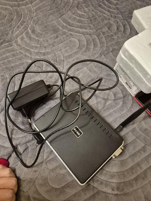 Роутер Wi-Fi D-link dir 320