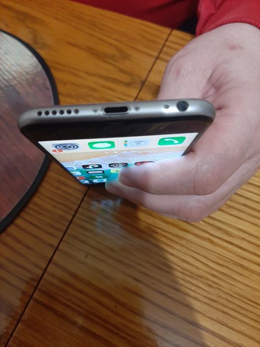 IPHONE   6s 64 ідеальний стан