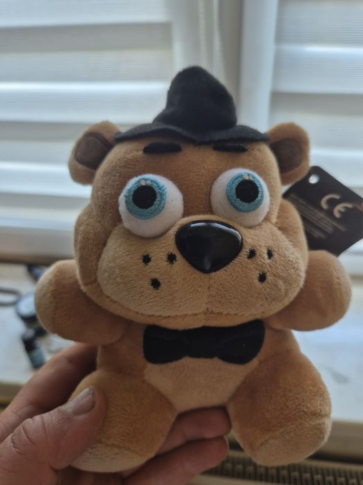 Brązowy miś fnaf freddy