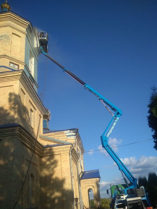 Оренда автовишки  послуги автовишки25м