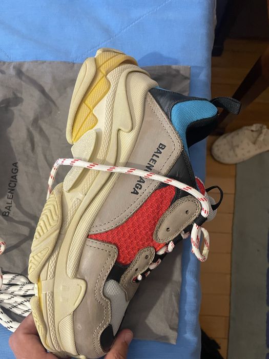 Balenciaga triple S