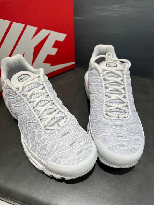 Nike Air Max Plus White-Rozmiar 38