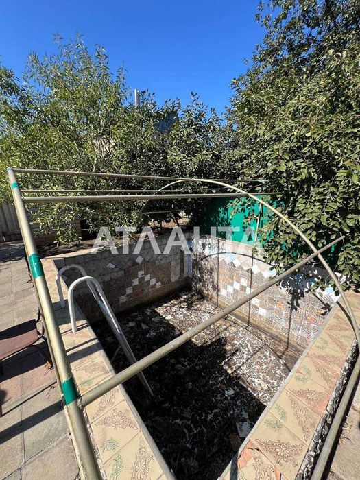 Дом дача с бассейном и сауной  в Алексанровке !