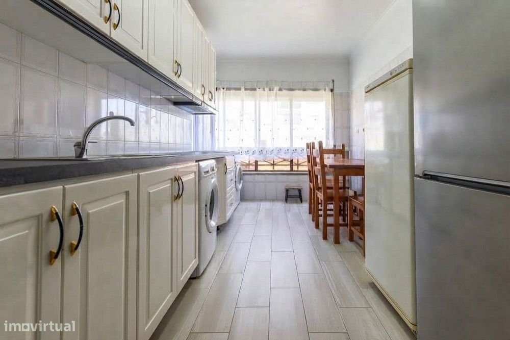 Apartamento T3 em Quinta do Conde, Sesimbra